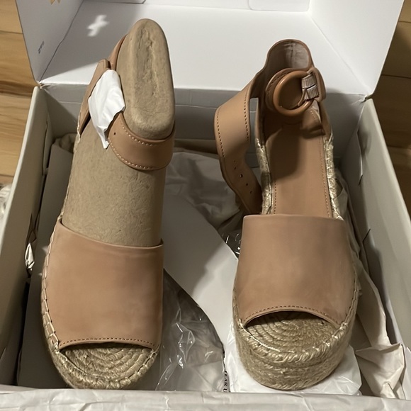 Brand new in box Marc Fisher Aliza ankle strap espadrille wedge so 8.5 - Picture 1 of 7